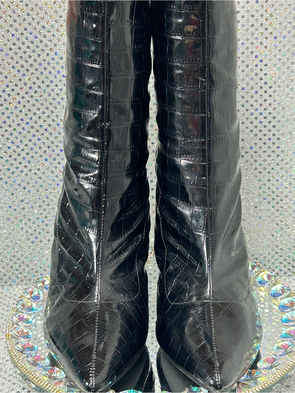 Fashion Nova Black Croc-Embossed Pointed Toe Ankle Boots - Size 9